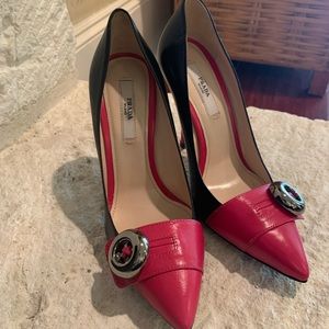 NWT Prada Button Pumps 36 1/2 (6)